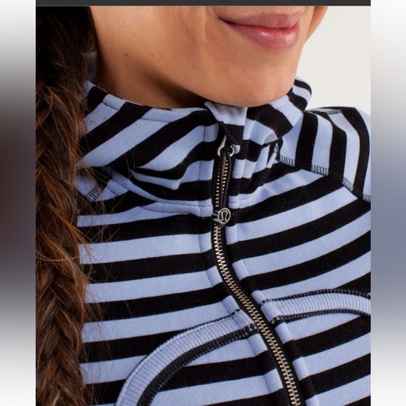 Lululemon Scuba sea stripe printed polar haze jacket hoodie size 6 - Picture 4 of 10